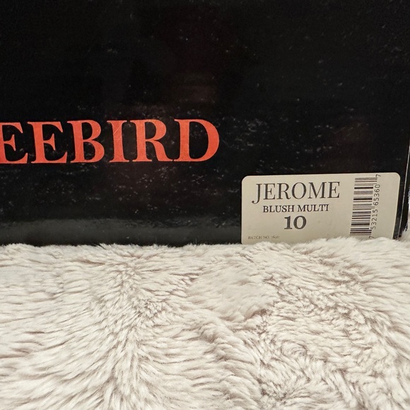 Freebird Jerome Blush booties, size 10 (fits like a 9 as these run small/narrow) - Picture 10 of 10